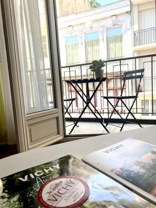 Appartement Proche Du Lac D'Allier Vichy Esterno foto